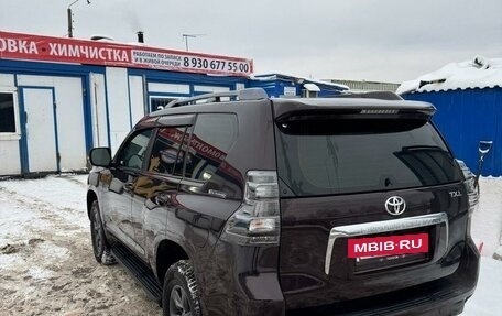 Toyota Land Cruiser Prado 150 рестайлинг 2, 2010 год, 3 499 999 рублей, 8 фотография