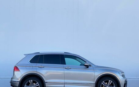 Volkswagen Tiguan II, 2019 год, 2 727 800 рублей, 16 фотография