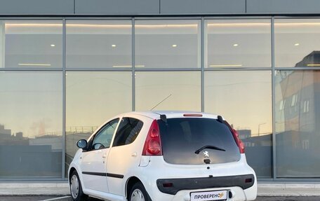 Peugeot 107 I рестайлинг, 2012 год, 499 000 рублей, 5 фотография