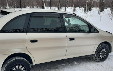 Toyota Nadia, 2001 год, 690 000 рублей, 14 фотография