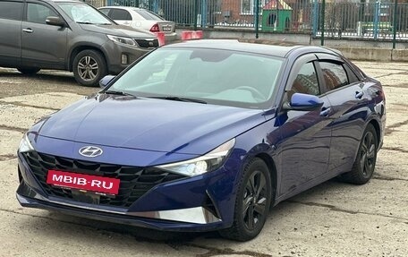 Hyundai Elantra, 2021 год, 2 370 000 рублей, 12 фотография