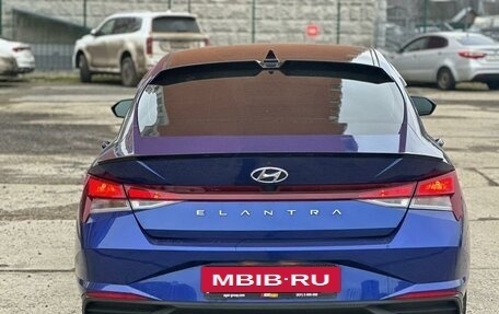 Hyundai Elantra, 2021 год, 2 370 000 рублей, 9 фотография