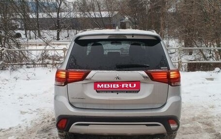 Mitsubishi Outlander III рестайлинг 3, 2022 год, 5 фотография