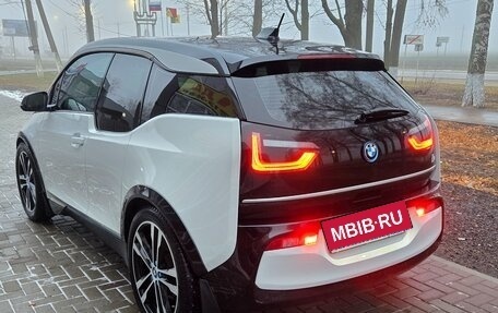 BMW i3 I01 рестайлинг, 2021 год, 3 600 000 рублей, 18 фотография