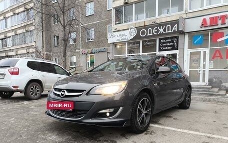 Opel Astra J, 2012 год, 1 290 000 рублей, 2 фотография