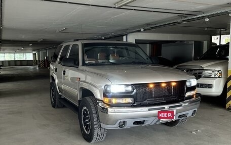 Chevrolet Tahoe II, 2004 год, 2 500 000 рублей, 3 фотография