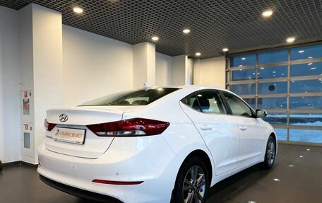 Hyundai Elantra VI рестайлинг, 2018 год, 1 780 000 рублей, 3 фотография