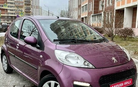 Peugeot 107 I рестайлинг, 2014 год, 799 000 рублей, 1 фотография