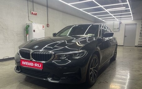 BMW 3 серия, 2019 год, 3 910 000 рублей, 2 фотография