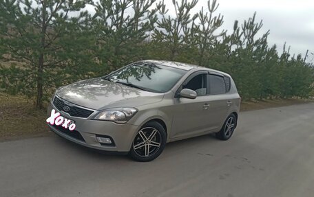 KIA cee'd I рестайлинг, 2011 год, 700 000 рублей, 13 фотография