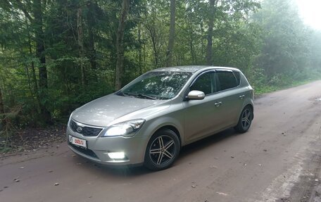 KIA cee'd I рестайлинг, 2011 год, 700 000 рублей, 21 фотография