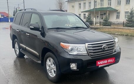 Toyota Land Cruiser 200, 2014 год, 4 950 000 рублей, 2 фотография