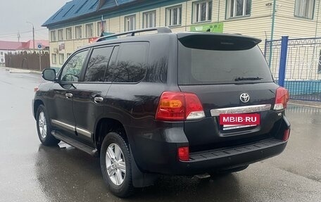 Toyota Land Cruiser 200, 2014 год, 4 950 000 рублей, 6 фотография