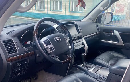 Toyota Land Cruiser 200, 2014 год, 4 950 000 рублей, 9 фотография