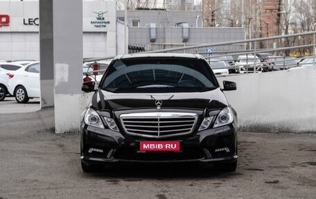 Mercedes-Benz E-Класс, 2010 год, 1 899 000 рублей, 3 фотография