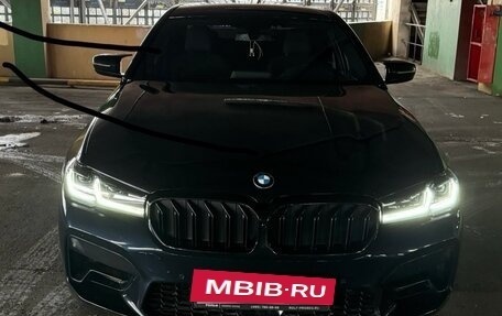 BMW 5 серия, 2018 год, 4 400 000 рублей, 8 фотография