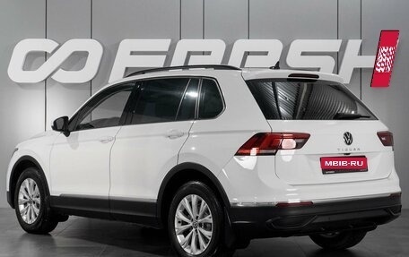 Volkswagen Tiguan II, 2021 год, 2 929 000 рублей, 2 фотография