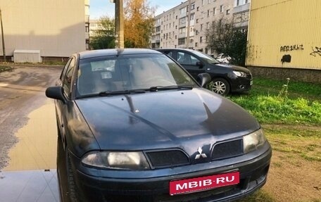 Mitsubishi Carisma I, 2003 год, 180 000 рублей, 1 фотография