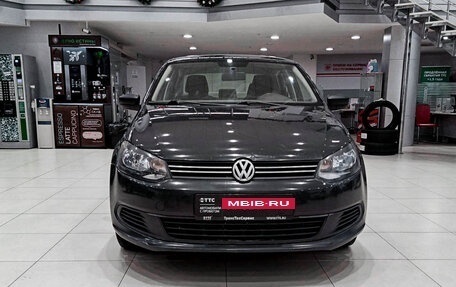 Volkswagen Polo VI (EU Market), 2013 год, 597 000 рублей, 2 фотография