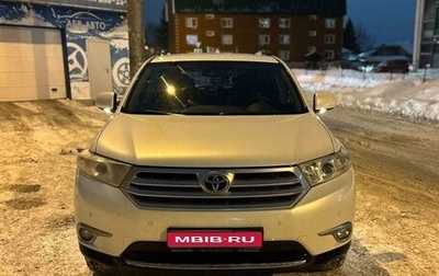 Toyota Highlander III, 2011 год, 2 400 000 рублей, 1 фотография