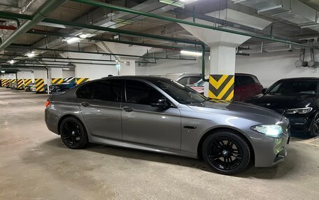 BMW 5 серия, 2016 год, 2 850 000 рублей, 3 фотография