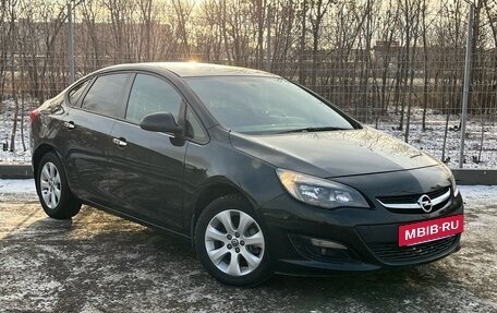 Opel Astra J, 2014 год, 960 000 рублей, 3 фотография