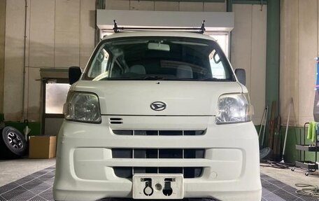 Daihatsu Hijet X, 2015 год, 599 333 рублей, 2 фотография