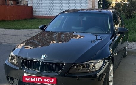 BMW 3 серия, 2005 год, 950 000 рублей, 2 фотография