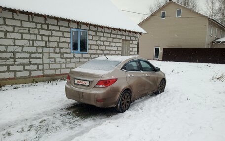 Hyundai Solaris II рестайлинг, 2013 год, 900 000 рублей, 6 фотография