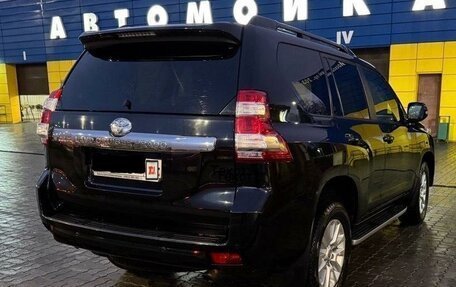 Toyota Land Cruiser Prado 150 рестайлинг 2, 2016 год, 4 150 000 рублей, 4 фотография