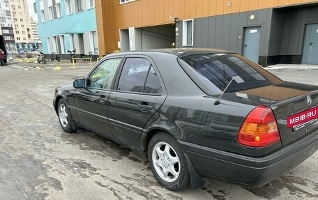 Mercedes-Benz C-Класс, 1996 год, 250 000 рублей, 2 фотография