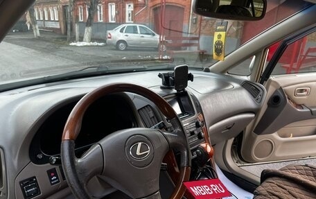 Lexus RX IV рестайлинг, 1999 год, 800 000 рублей, 2 фотография