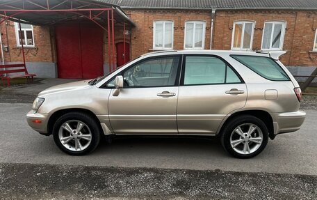 Lexus RX IV рестайлинг, 1999 год, 800 000 рублей, 9 фотография