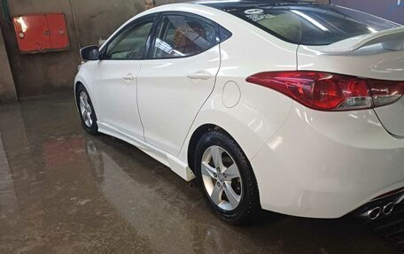 Hyundai Elantra V, 2011 год, 950 000 рублей, 3 фотография