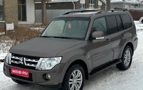 Mitsubishi Pajero IV, 2013 год, 2 100 000 рублей, 1 фотография