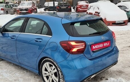 Mercedes-Benz A-Класс, 2016 год, 2 200 000 рублей, 2 фотография