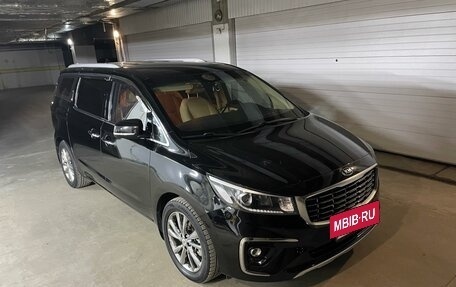 KIA Carnival III, 2019 год, 3 550 000 рублей, 2 фотография