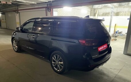 KIA Carnival III, 2019 год, 3 550 000 рублей, 10 фотография