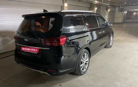 KIA Carnival III, 2019 год, 3 550 000 рублей, 24 фотография