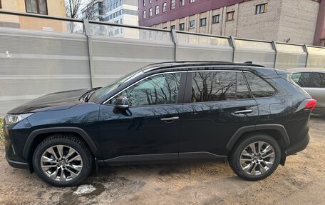 Toyota RAV4, 2020 год, 4 750 000 рублей, 3 фотография