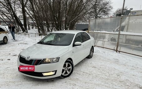 Skoda Rapid I, 2014 год, 890 000 рублей, 3 фотография