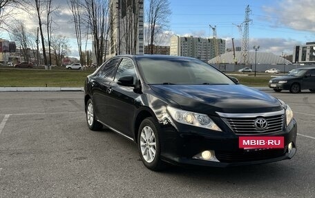 Toyota Camry, 2012 год, 1 850 000 рублей, 2 фотография