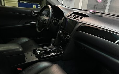 Toyota Camry, 2013 год, 2 150 000 рублей, 14 фотография