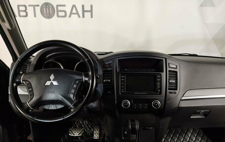 Mitsubishi Pajero IV, 2011 год, 1 939 000 рублей, 10 фотография