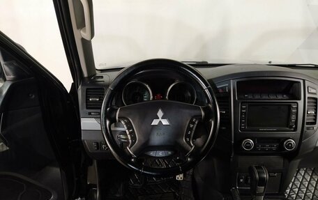 Mitsubishi Pajero IV, 2011 год, 1 939 000 рублей, 11 фотография