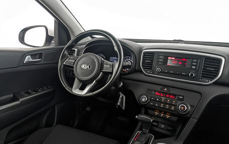 KIA Sportage IV рестайлинг, 2020 год, 2 650 000 рублей, 26 фотография