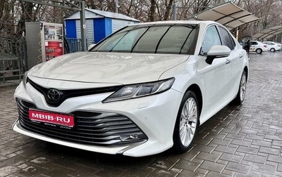 Toyota Camry, 2019 год, 3 350 000 рублей, 1 фотография