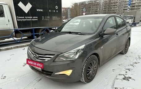 Hyundai Solaris II рестайлинг, 2016 год, 825 000 рублей, 2 фотография