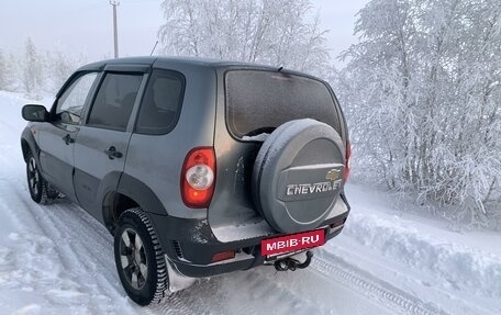 Chevrolet Niva I рестайлинг, 2010 год, 532 000 рублей, 4 фотография