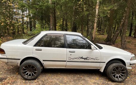 Toyota Carina, 1990 год, 280 000 рублей, 4 фотография